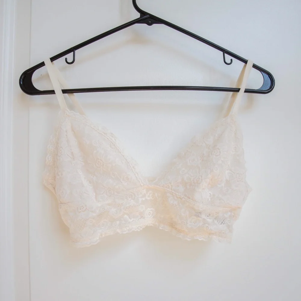 Set of 2 Old Navy bralettes size medium
